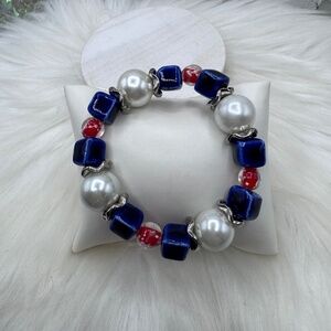 Red White Blue Pearl Beaded Bracelet – Patriotic Stretch Charm Bracelet